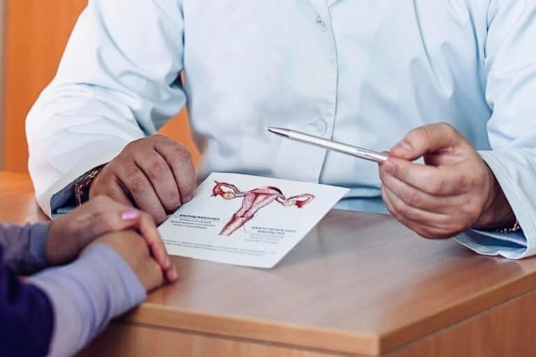 كم تستغرق عملية استئصال الرحم بالمنظار