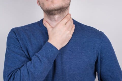 هل تختفي عقد الغدة الدرقية تلقاء نفسها؟